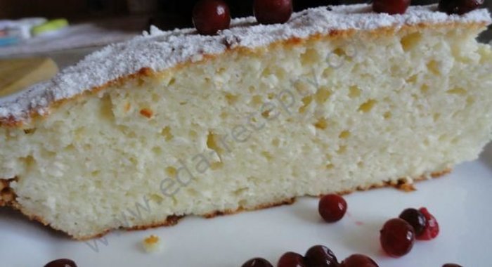 Пирог из творога и манки