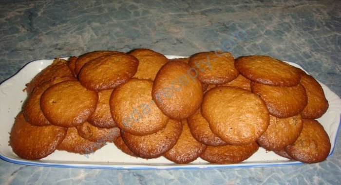 Печенье из овсяных хлопьев с ячменем