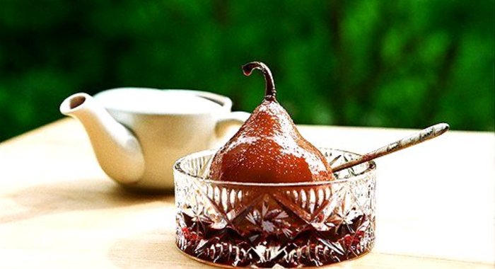 Груша в красном вине