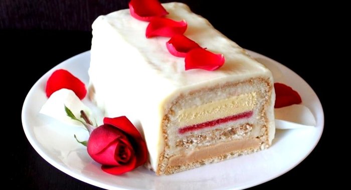 Рождественское полено «Исфахан»