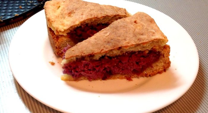 Чизкейк с черной смородиной