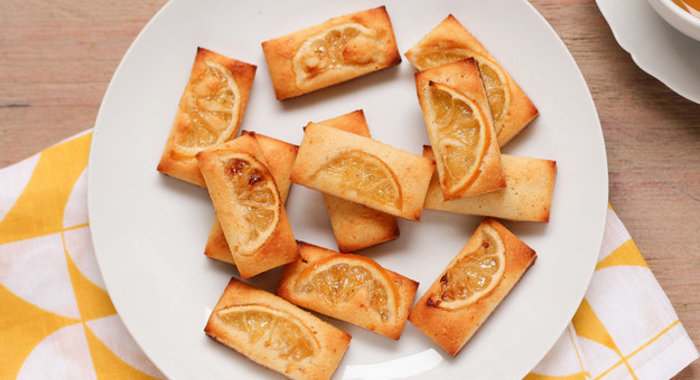 Французское печенье финансье с лимоном