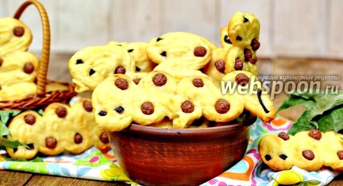 Солёное печенье «червячки»