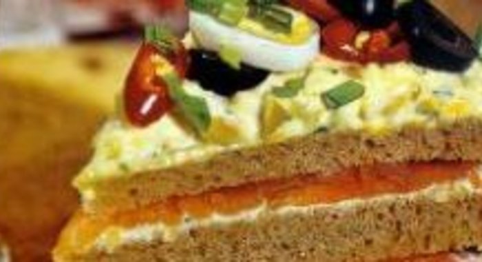 Закусочный торт для мужчин