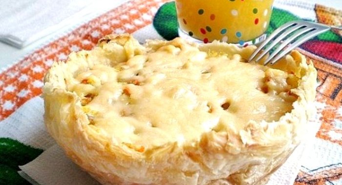 Слойки с рыбой