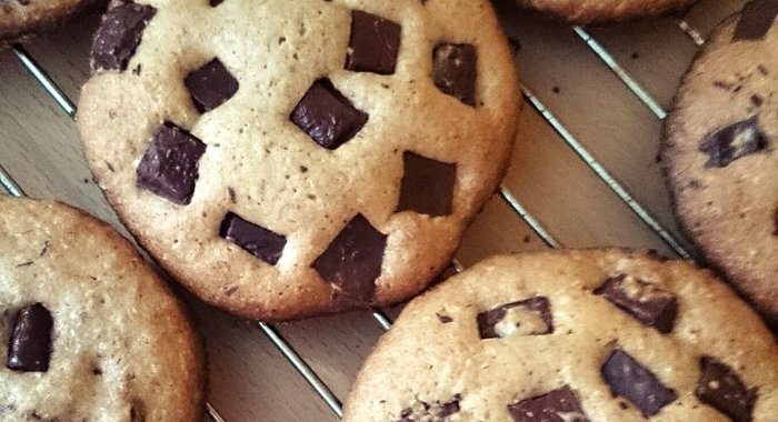 Печенье с кусочками шоколада