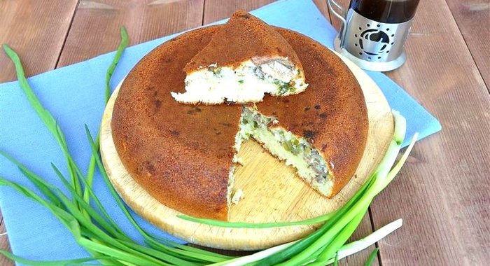 Пирог с рыбой в мультиварке