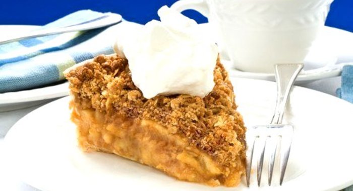 Яблочный гратен с овсяными хлопьями