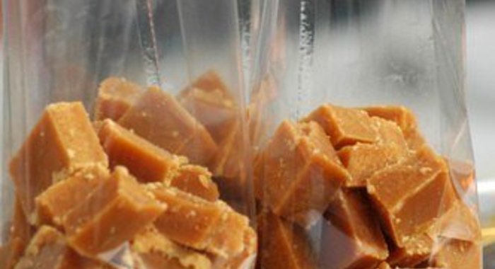 Нежная арахисовая помадка