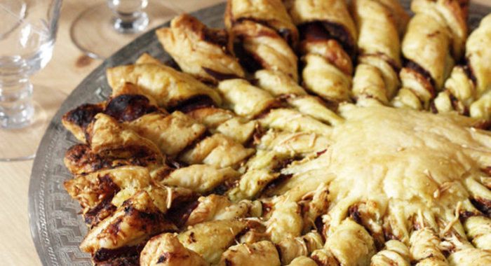 Пирог с ветчиной и сыром