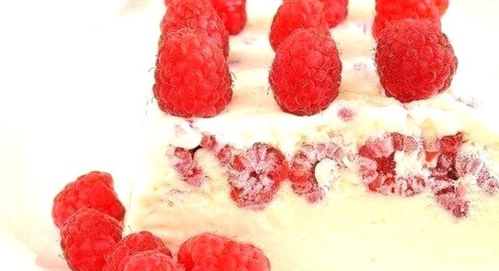 Семифредо с малиной