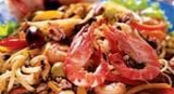 Салат морской со спагетти