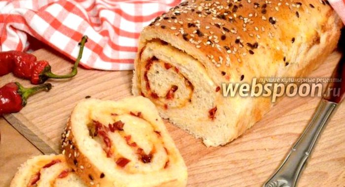 Хлеб с острым перцем и сыром