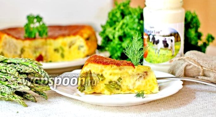 Заливной пирог с сыром, минтаем и спаржей