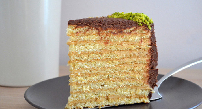 Медовый торт с кремом