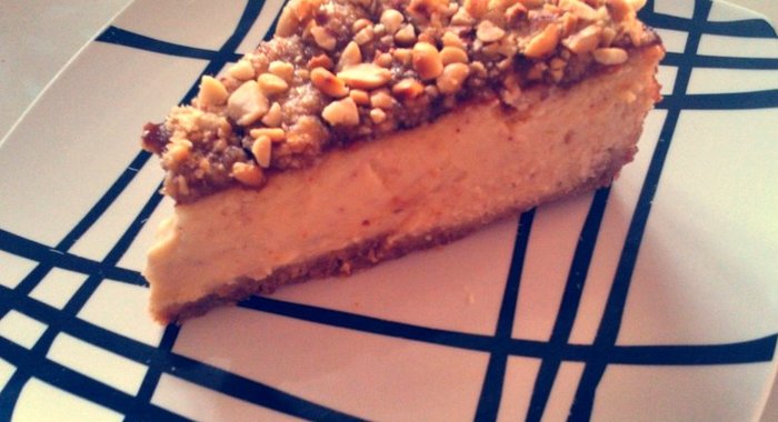 Чизкейк с арахисовой пастой