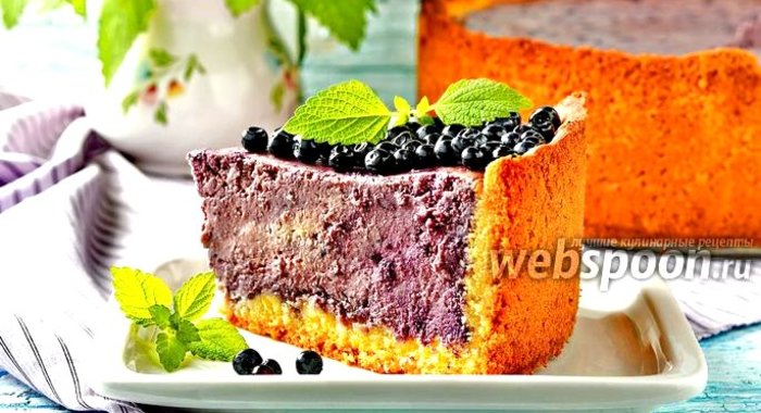 Пирог с творогом и черникой