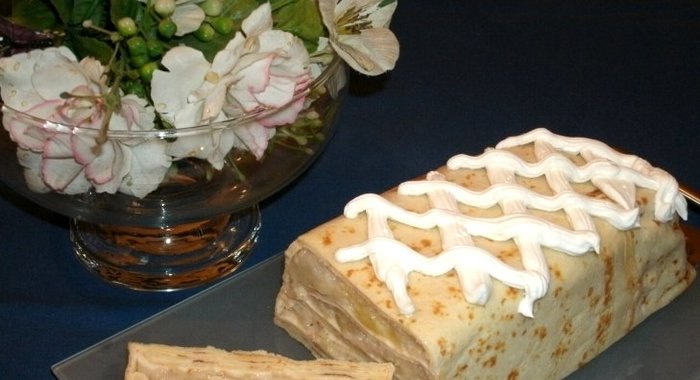 Блинный торт с яблоками