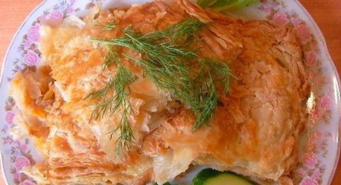 Слоеный пирог с капустой