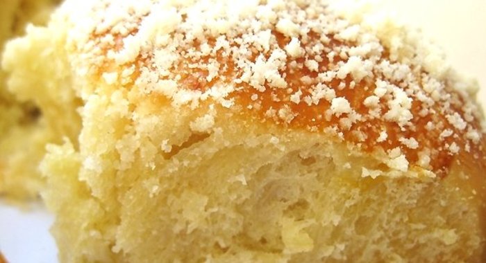 Булочка с посыпкой