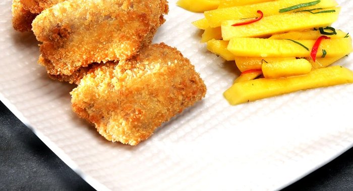 Куриные крылья с соленым манго