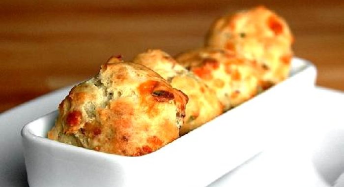 Гужеры с сыром и беконом