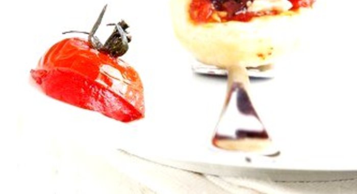 Порционные торты из томатов