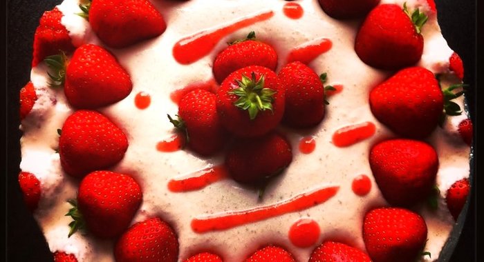 Фруктовый торт без выпечки