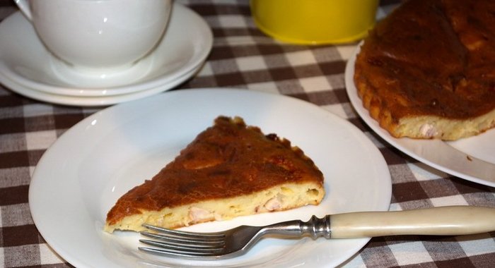 Пирог на сметане с курицей