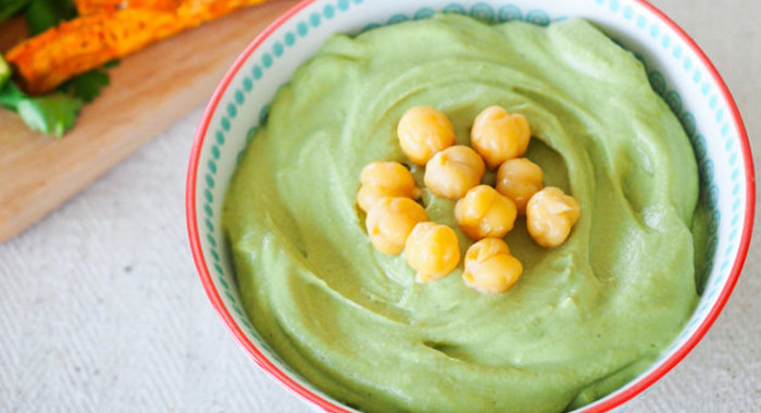 Хумус с авокадо