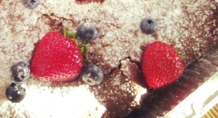 Классический брауни с миндалем