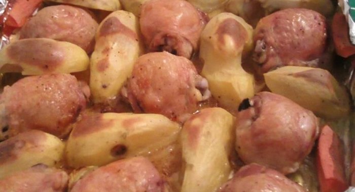 Картофельный суп с мидиями