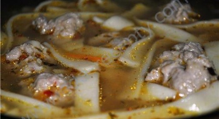 Лапша с фрикадельками