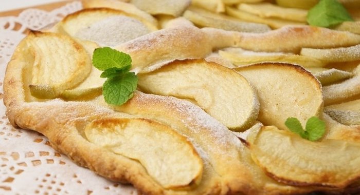 Яблочный пирог в складку