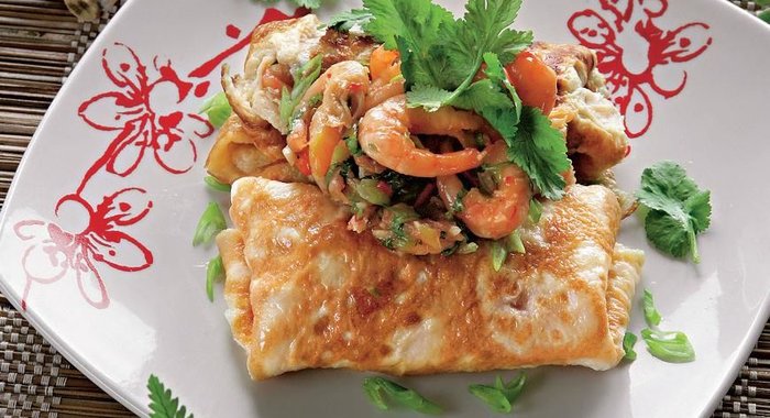 Тайский омлет с креветками