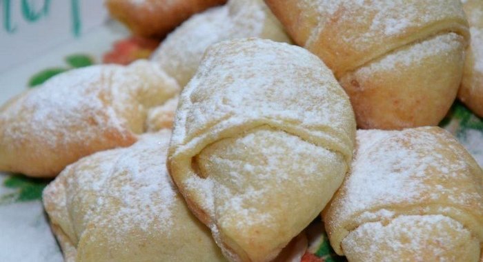 Творожные рогалики с пастилой