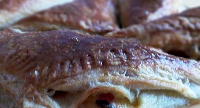Слойки с овощами и сыром