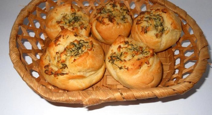 Булочки с чесноком