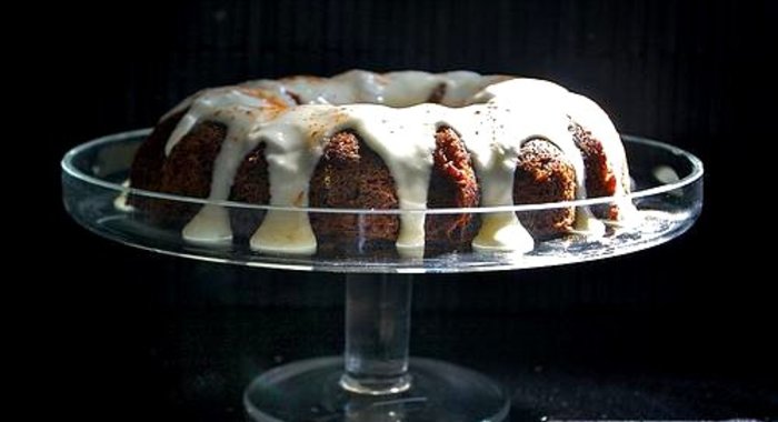 Морковно-ананасовый пирог с глазурью