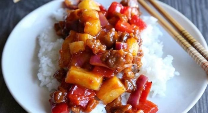 Пикантная свинина под сладким соусом