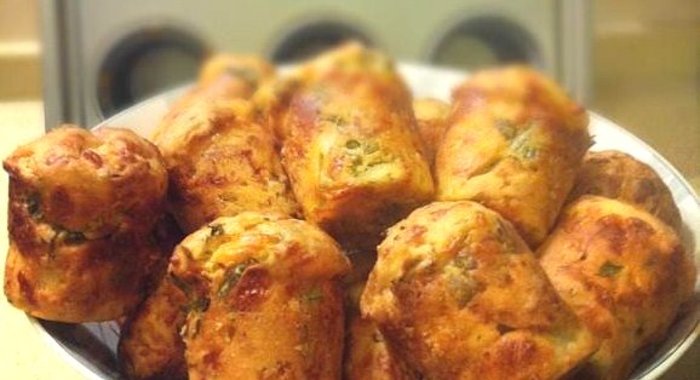 Сырные булочки с зеленью