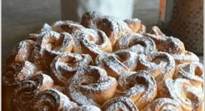 Булочный пирог Букет роз