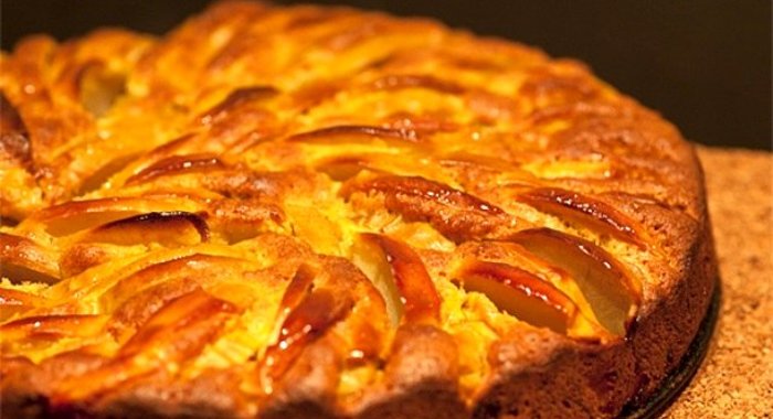 Морковно-яблочный пирог
