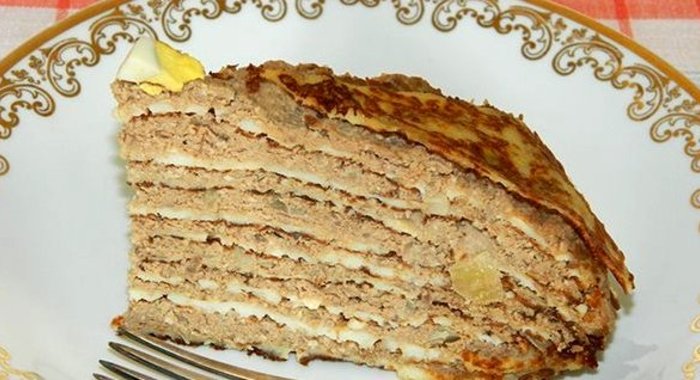 Блинный торт с печенью