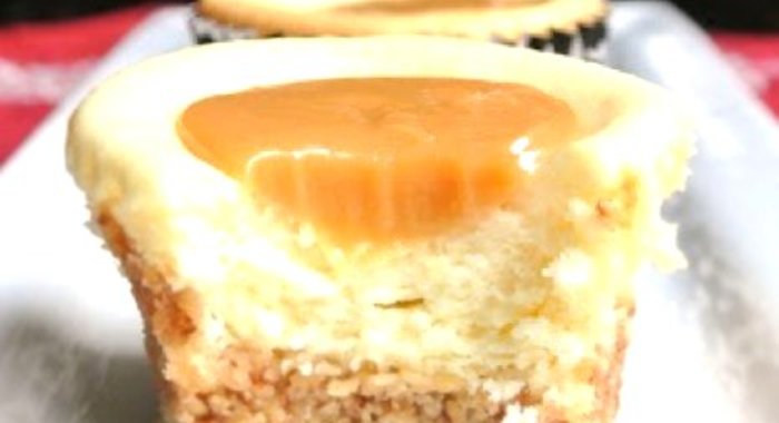 Карамельные чизкейки в формочках