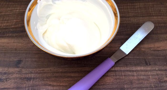 Ванильно-творожный крем со сливками для торта