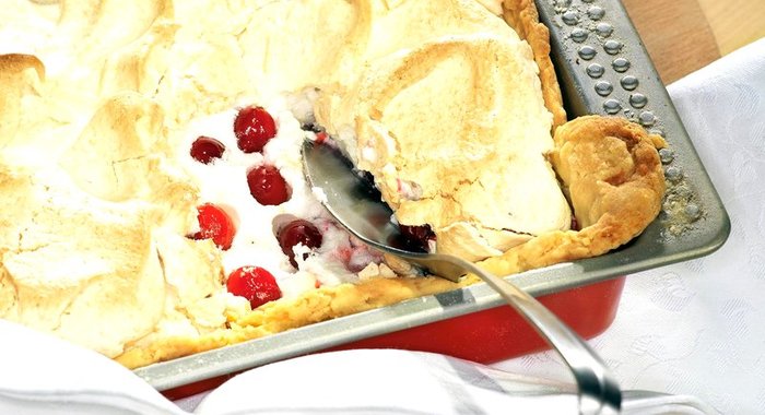 Пирог с клюквой