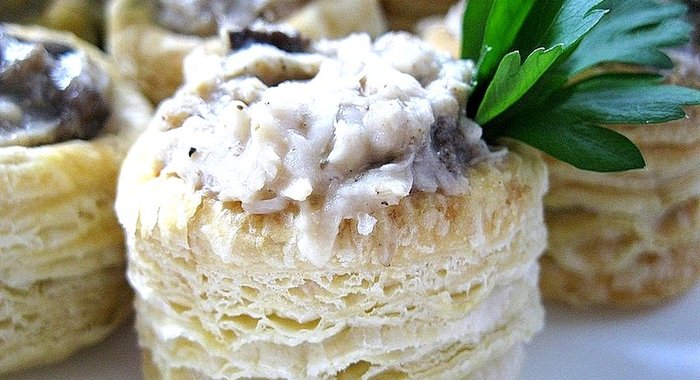 Волованы с начинкой