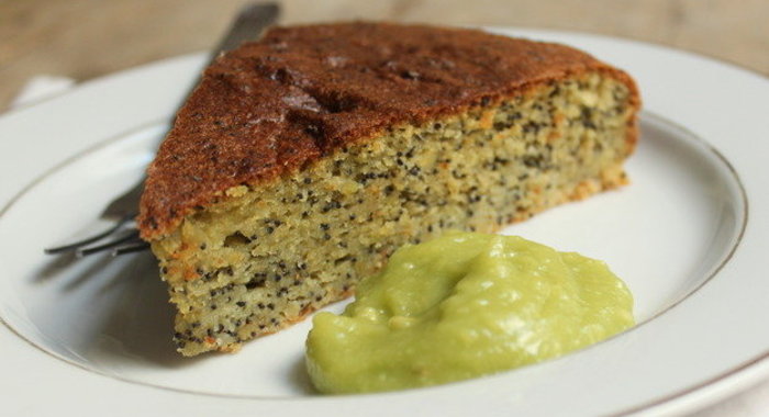 Маковый пирог с авокадо