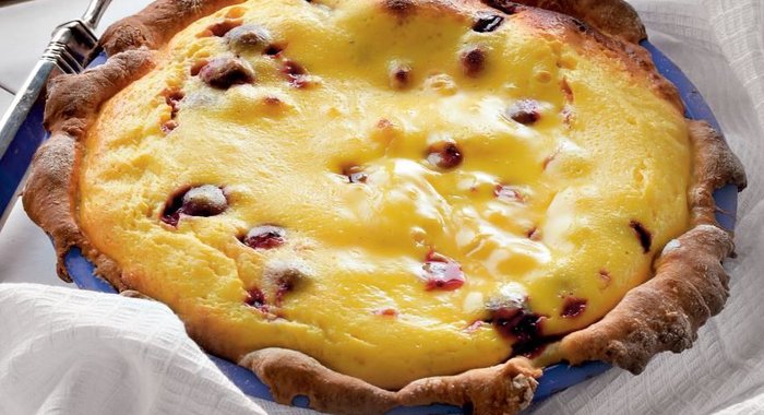 Пирог с черешней